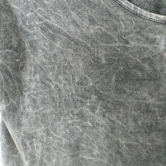 Soft Grey acid wash crop top tee - Picture 6 of 6